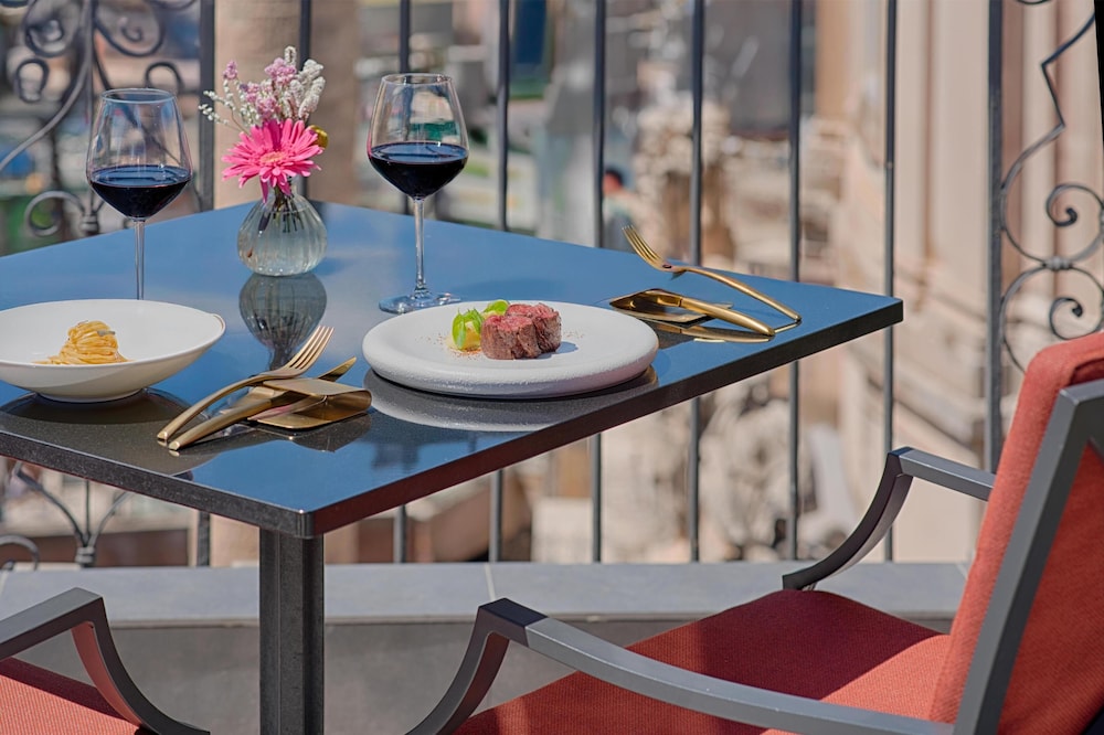NH Collection Roma Fori Imperiali — Restaurant & bars in Rome, Lazio