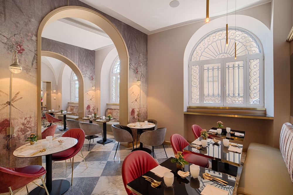 NH Collection Roma Fori Imperiali — Restaurant & bars in Rome, Lazio