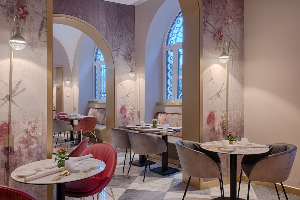 NH Collection Roma Fori Imperiali — Restaurant & bars in Rome, Lazio