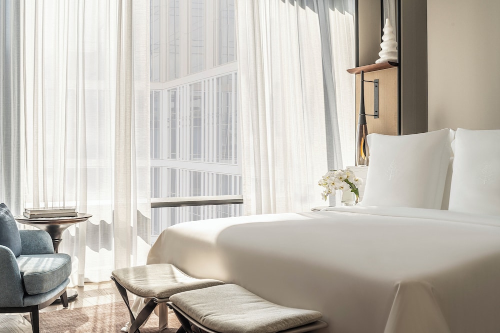 Four Seasons Hotel Bangkok at Chao Phraya River — Hotel rooms in Bangkok, Bangkok