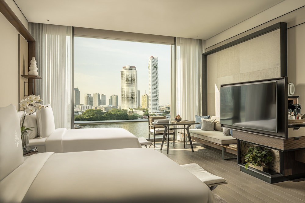 Four Seasons Hotel Bangkok at Chao Phraya River — Hotel rooms in Bangkok, Bangkok