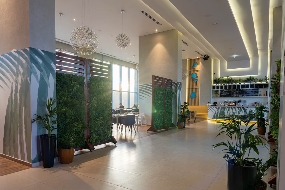 Avani Ibn Battuta Dubai Hotel — Restaurant & bars in Dubai