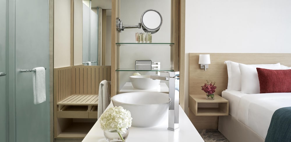 Avani Ibn Battuta Dubai Hotel — Hotel rooms in Dubai