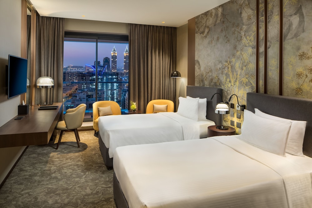 Millennium Place Barsha Heights Hotel — Hotel rooms in Dubai