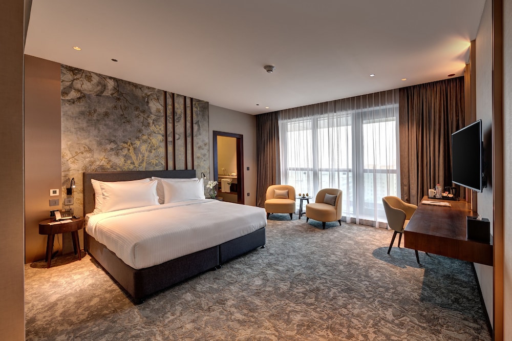 Millennium Place Barsha Heights Hotel — Hotel rooms in Dubai