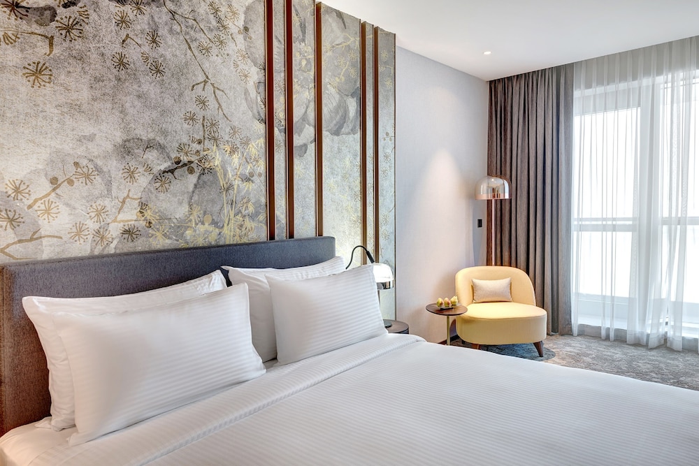 Millennium Place Barsha Heights Hotel — Hotel rooms in Dubai