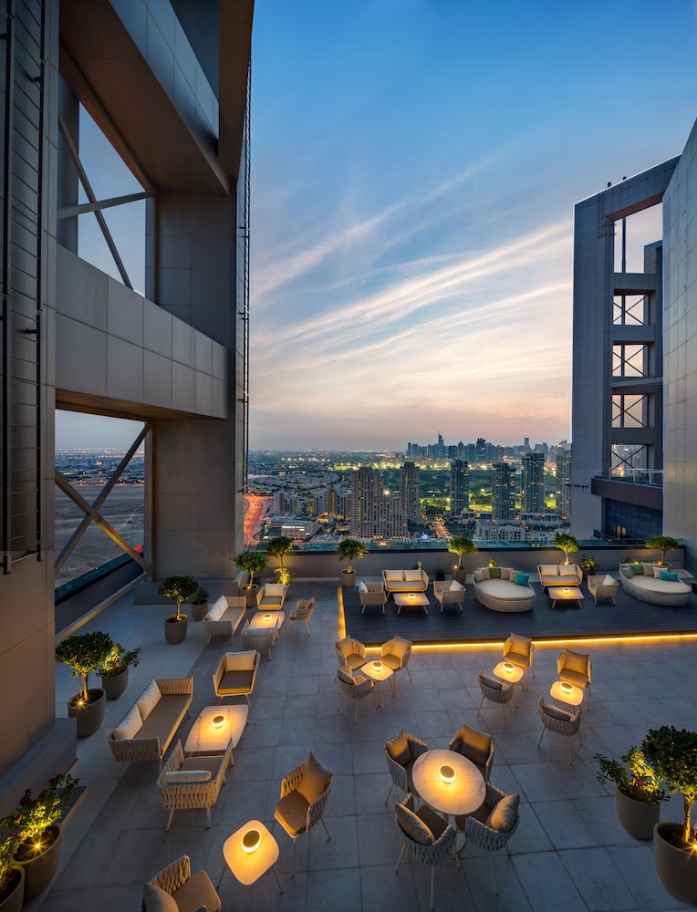 Millennium Place Barsha Heights Hotel — Restaurant & bars in Dubai