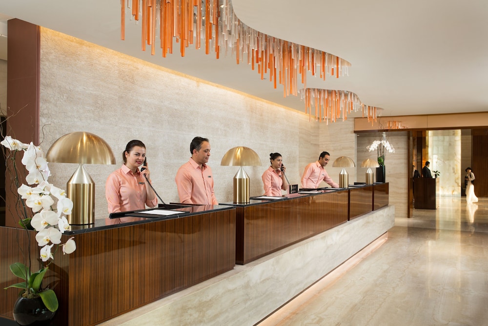Millennium Place Barsha Heights Hotel — Hotel building in Dubai