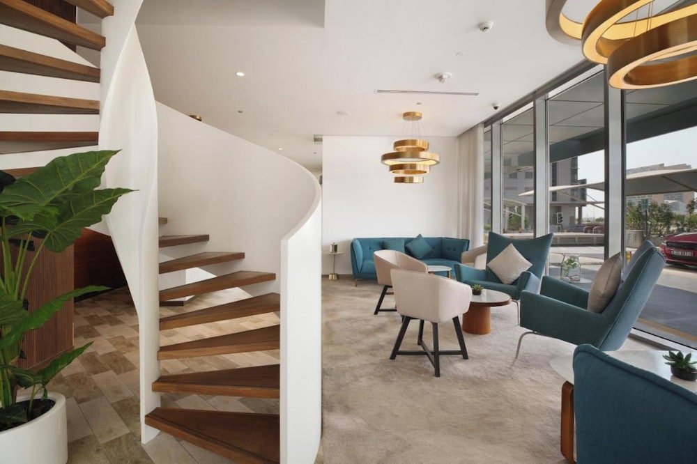 Millennium Executive Apartments Mont Rose — Hotel building in Dubai