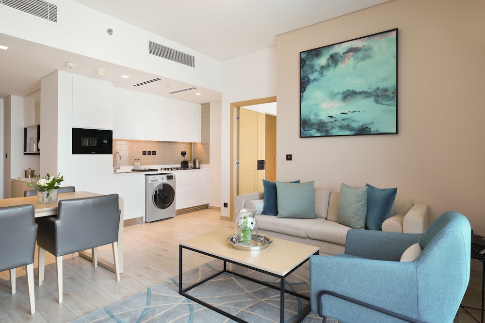 Millennium Executive Apartments Mont Rose — Hotel rooms in Dubai