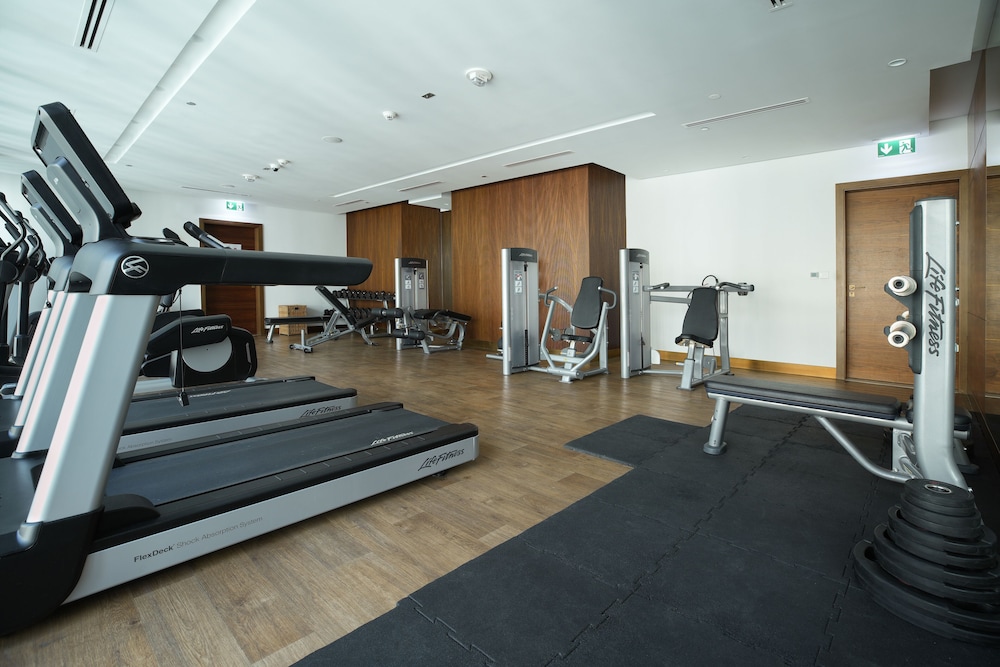 Millennium Executive Apartments Mont Rose — Sports & recreation in Dubai