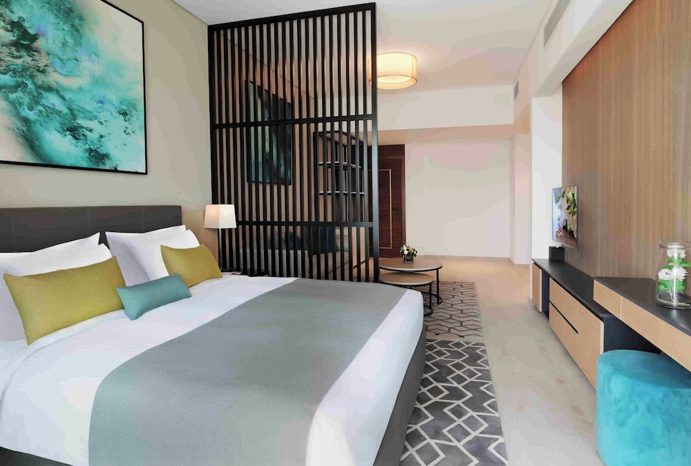 Millennium Executive Apartments Mont Rose — Hotel rooms in Dubai