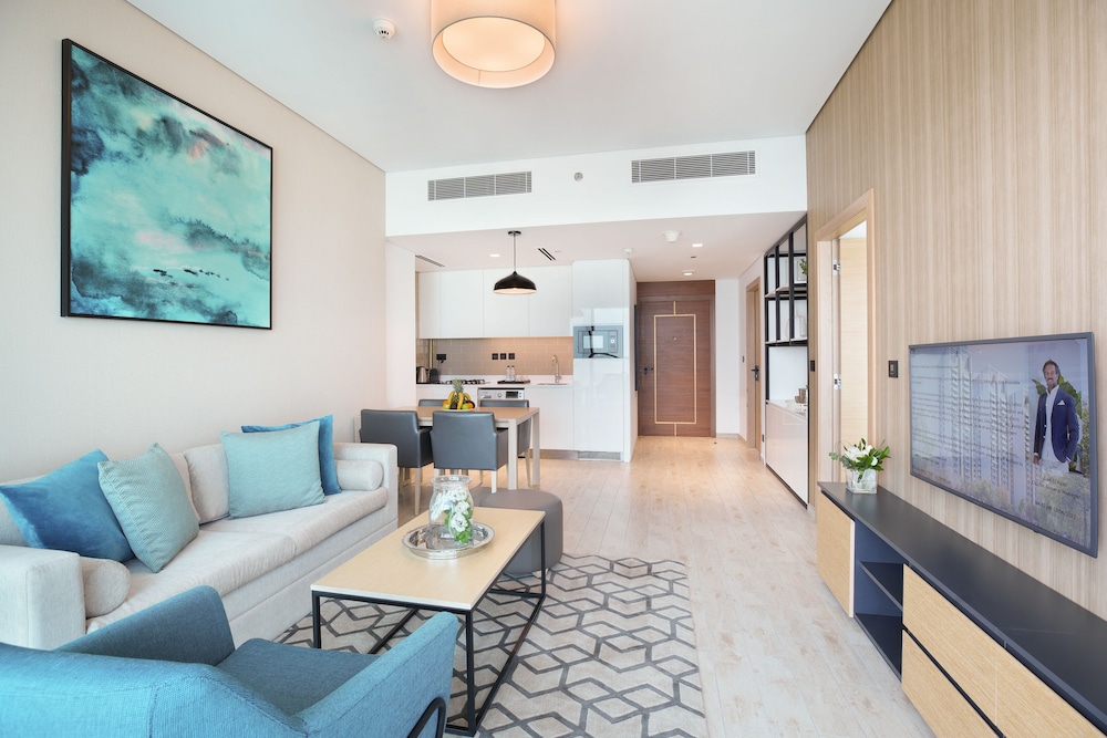 Millennium Executive Apartments Mont Rose — Hotel rooms in Dubai