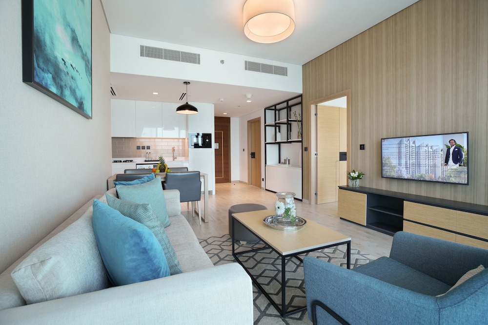 Millennium Executive Apartments Mont Rose — Hotel rooms in Dubai