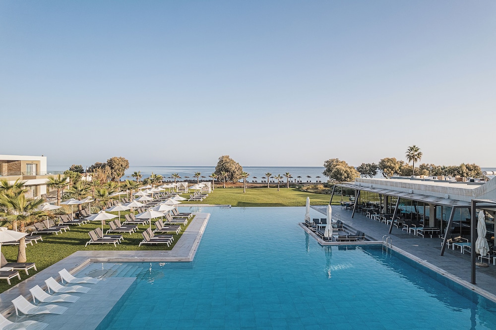 Myrion Beach Resort & Spa - Adults Only — Swimming pool in Platanias