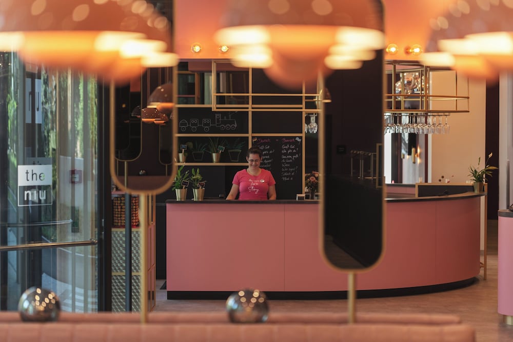 Holiday Inn - the niu, Loco Munich North by IHG — Restaurant & bars in Munich, Bavaria
