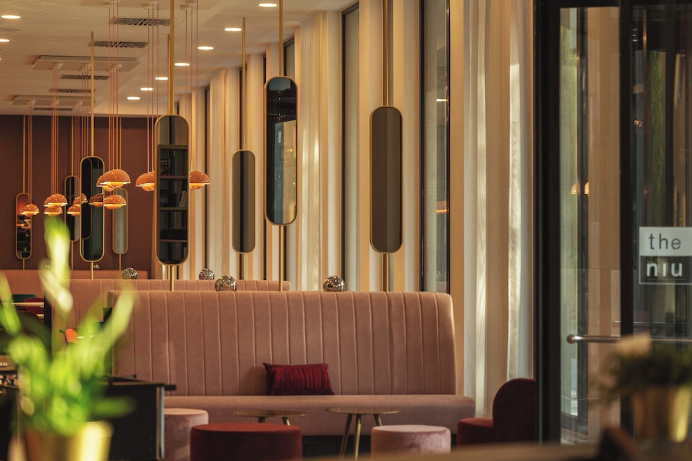 Holiday Inn - the niu, Loco Munich North by IHG — Restaurant & bars in Munich, Bavaria
