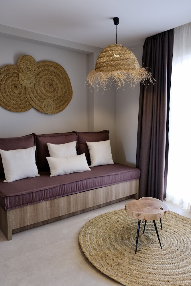 Eques Petit Resort — Hotel rooms in Cala d´Or, Balearic Islands