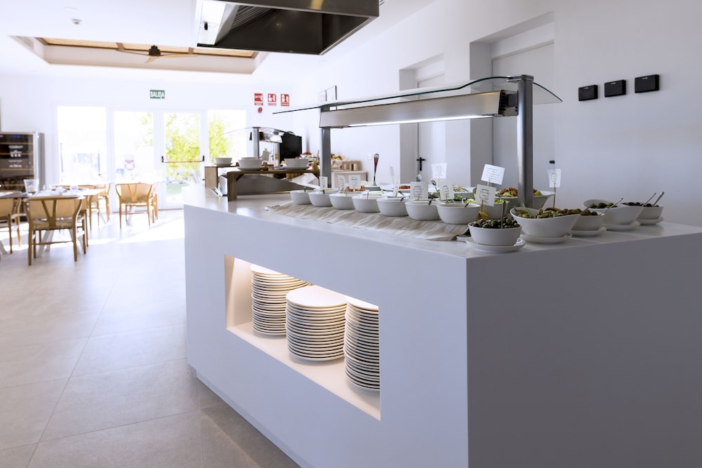 Eques Petit Resort — Restaurant & bars in Cala d´Or, Balearic Islands