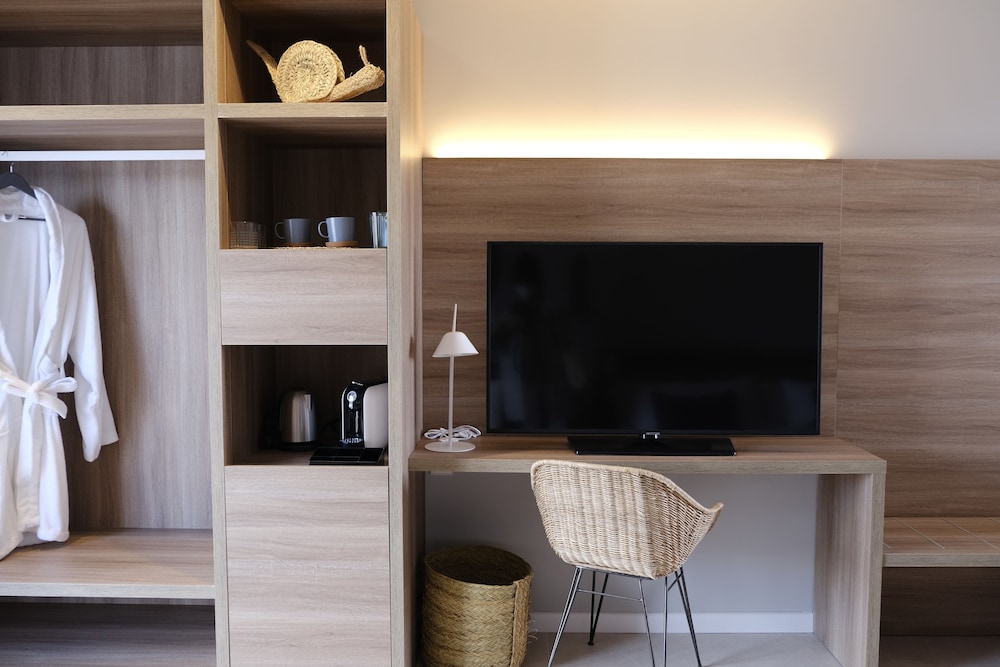 Eques Petit Resort — Hotel rooms in Cala d´Or, Balearic Islands