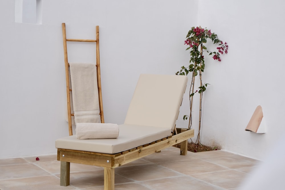 Eques Petit Resort — Hotel rooms in Cala d´Or, Balearic Islands