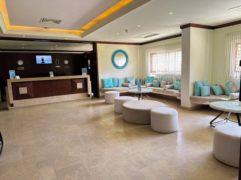 The Breakers Diving & Surfing Lodge — Hotel building in Soma Bay, Red Sea