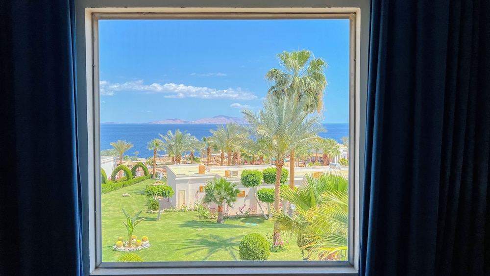 Club Reef Resort & Spa — Hotel rooms in Sharm El Sheikh, Red Sea