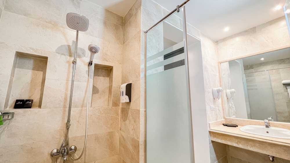 Club Reef Resort & Spa — Hotel rooms in Sharm El Sheikh, Red Sea