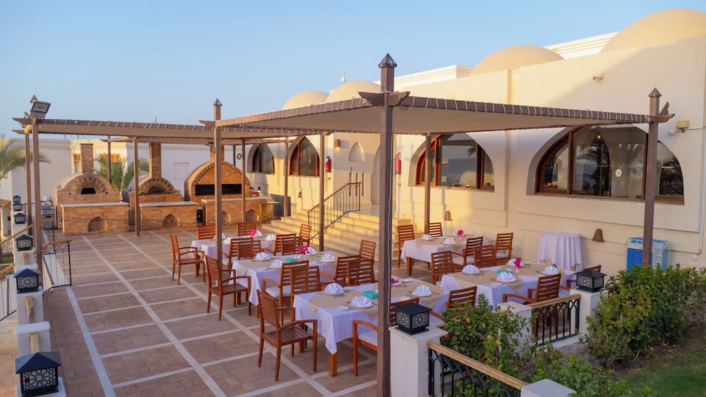 Club Reef Resort & Spa — Restaurant & bars in Sharm El Sheikh, Red Sea