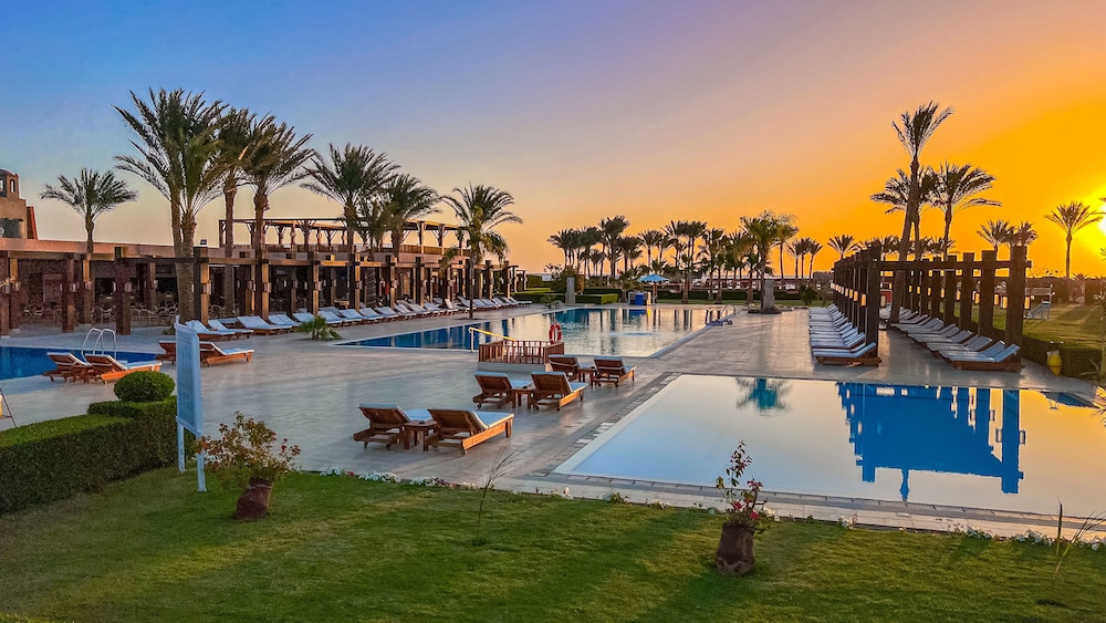 Gemma Resort — Swimming pool in Marsa Alam, Red Sea