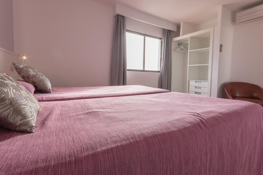 Orosol Apartments by Typic Hotels — Hotel rooms in San Antonio, Balearic Islands