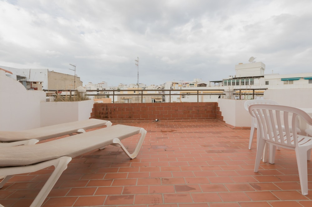 Orosol Apartments by Typic Hotels — Hotel building in San Antonio, Balearic Islands