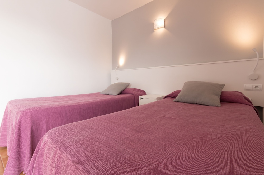 Orosol Apartments by Typic Hotels — Hotel rooms in San Antonio, Balearic Islands