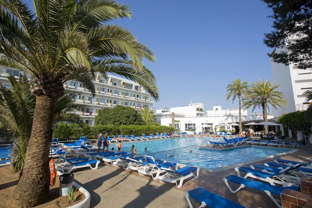 Orosol Apartments by Typic Hotels