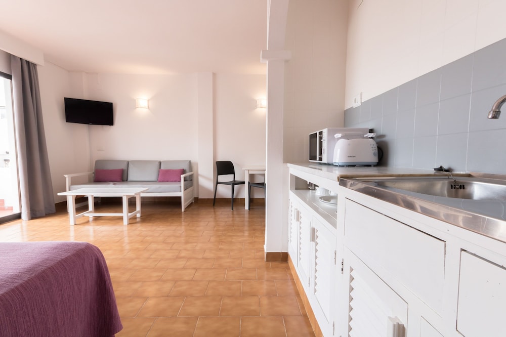 Orosol Apartments by Typic Hotels — Hotel rooms in San Antonio, Balearic Islands
