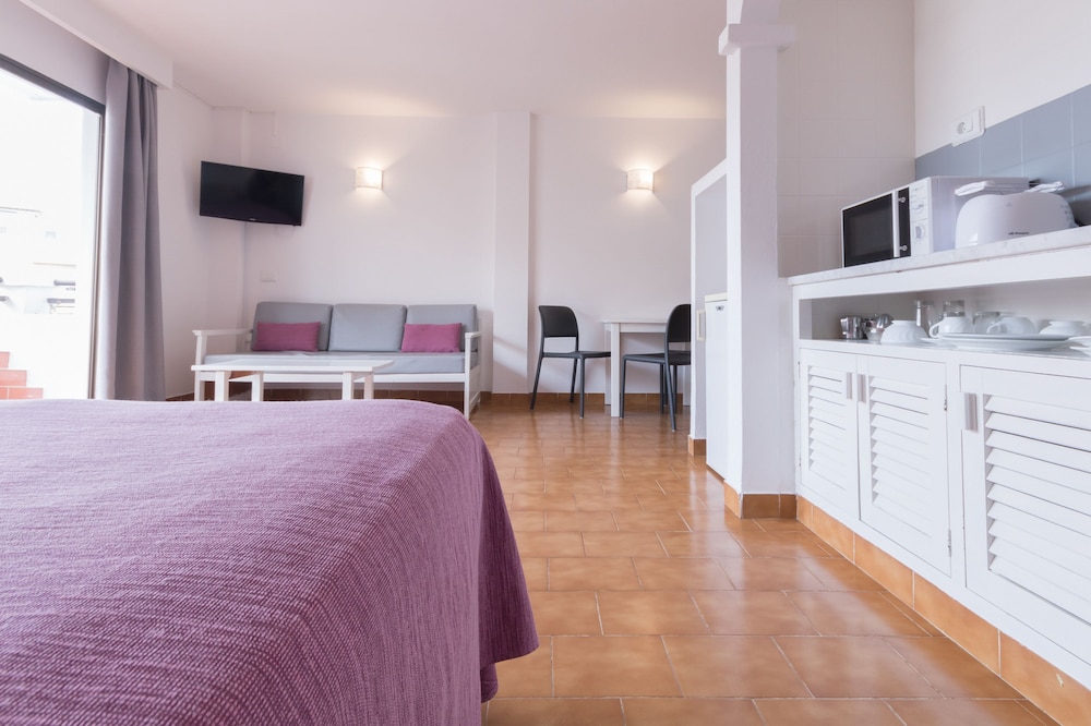 Orosol Apartments by Typic Hotels — Hotel rooms in San Antonio, Balearic Islands