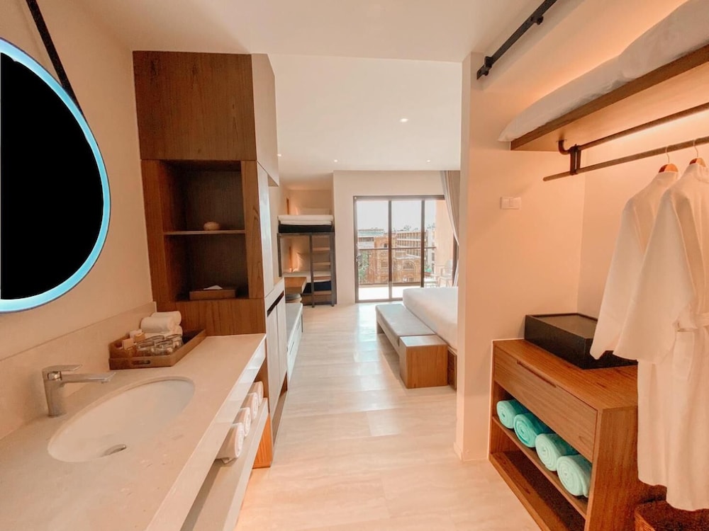 Pamookkoo Resort — Hotel rooms in Karon, Phuket Province
