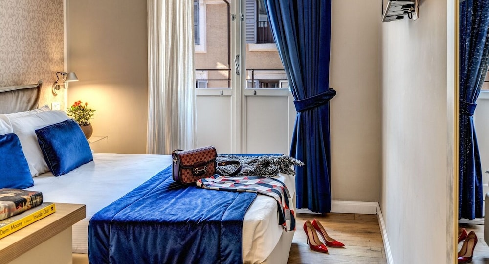 Hotel 55 Fifty five — Hotel rooms in Rome, Lazio