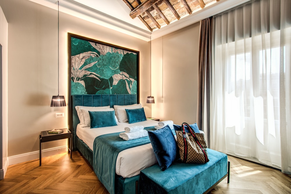 Hotel 55 Fifty five — Hotel rooms in Rome, Lazio