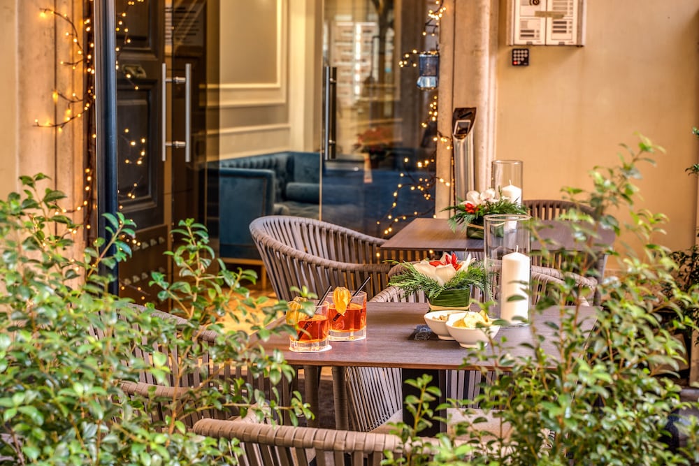 Hotel 55 Fifty five — Restaurant & bars in Rome, Lazio