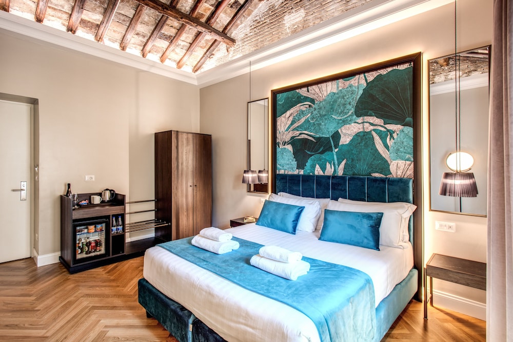 Hotel 55 Fifty five — Hotel rooms in Rome, Lazio