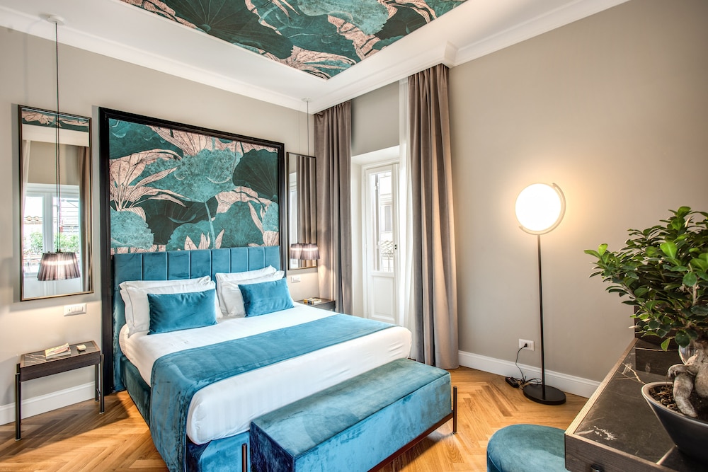 Hotel 55 Fifty five — Hotel rooms in Rome, Lazio