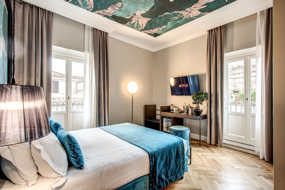 Hotel 55 Fifty five — Hotel rooms in Rome, Lazio