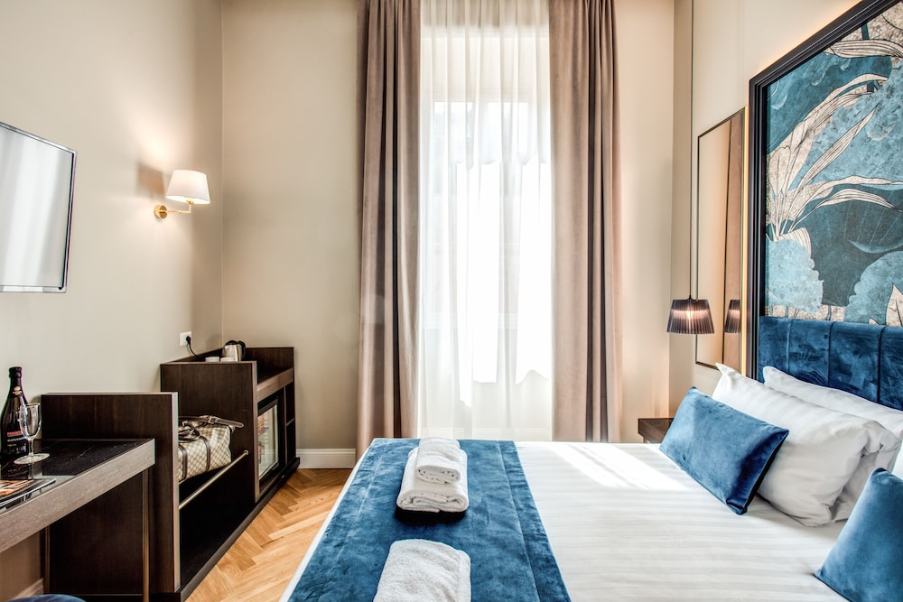 Hotel 55 Fifty five — Hotel rooms in Rome, Lazio