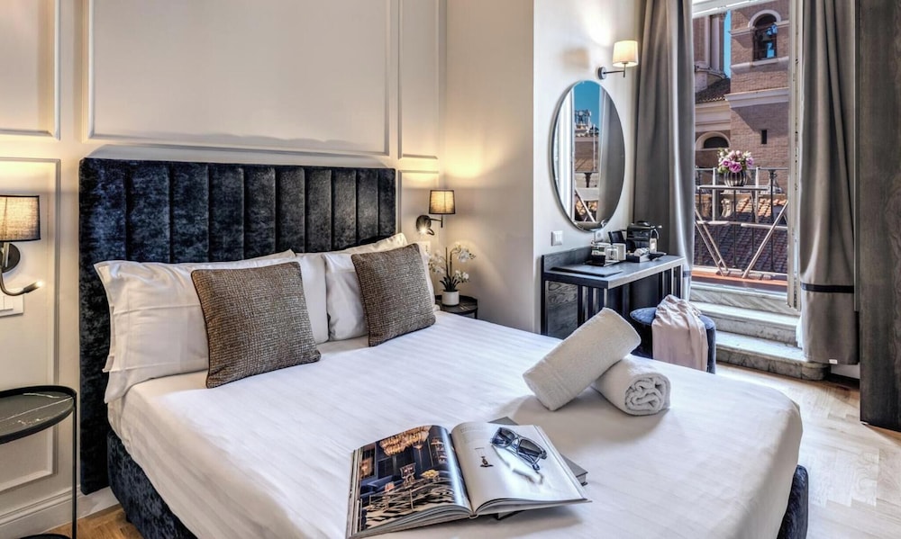 Hotel 55 Fifty five — Hotel rooms in Rome, Lazio