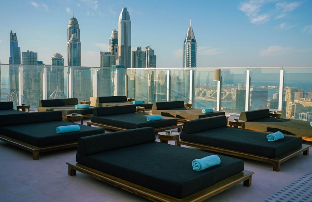 Taj Jumeirah Lakes Towers, Dubai — Outdoor in Dubai