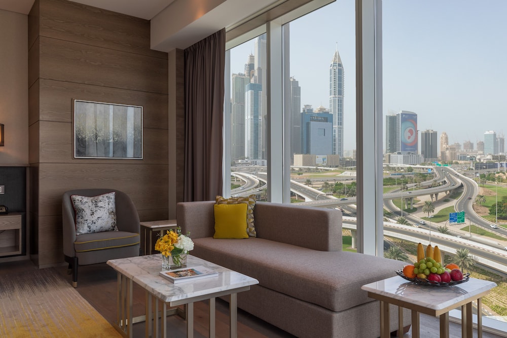 Taj Jumeirah Lakes Towers, Dubai — Rooms in Dubai