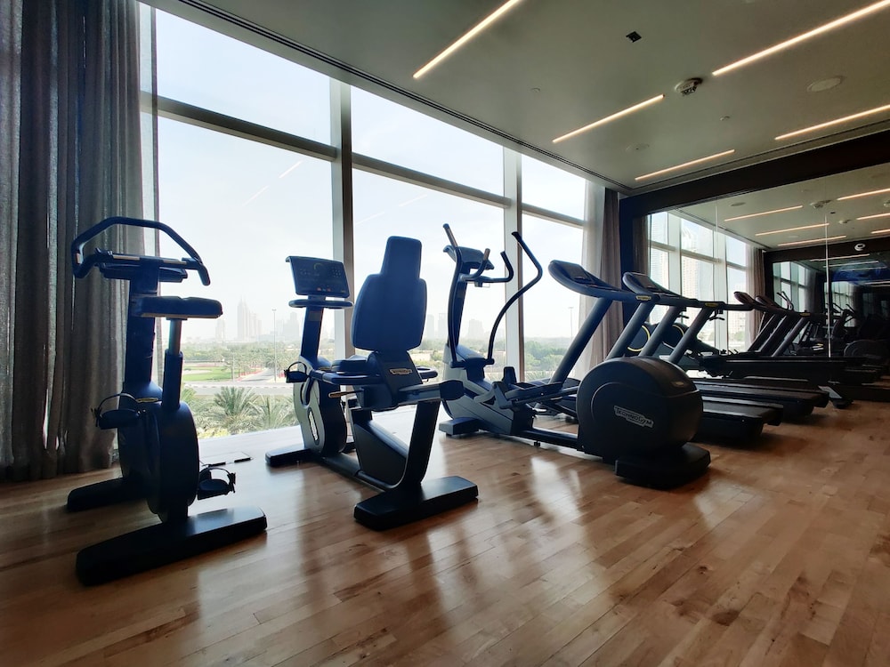 Taj Jumeirah Lakes Towers, Dubai — Facilities in Dubai