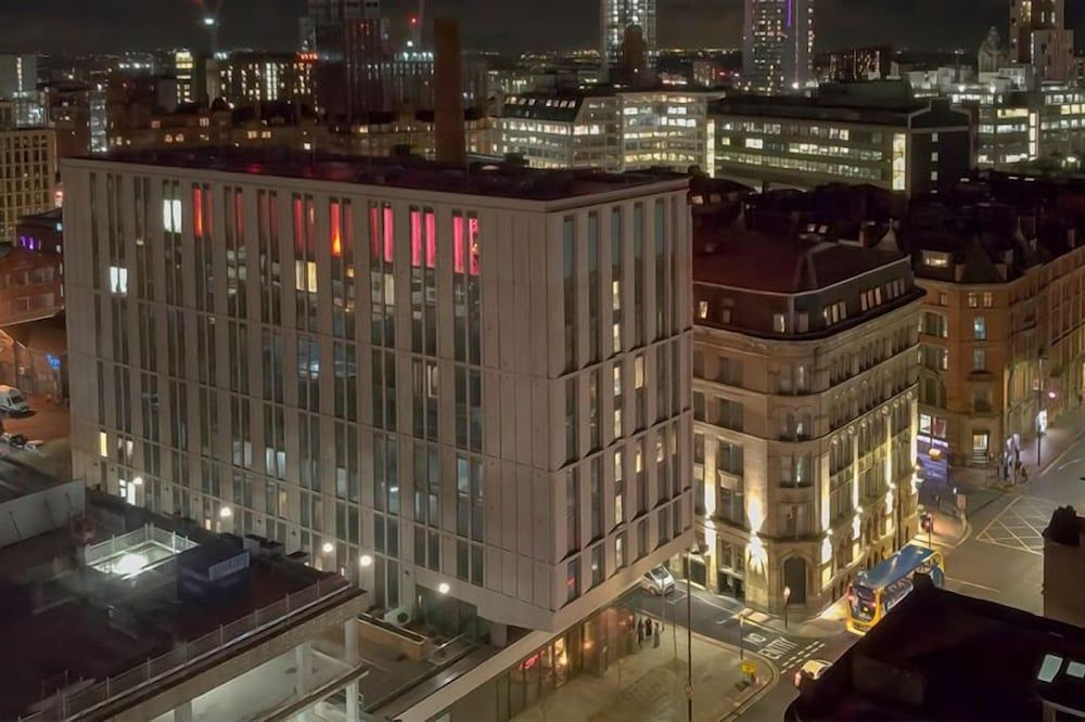 voco Manchester City Centre by IHG