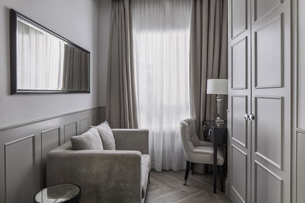 MIM Ibiza Member of Meliá Collection — Hotel rooms in Playa d'en Bossa, Balearic Islands